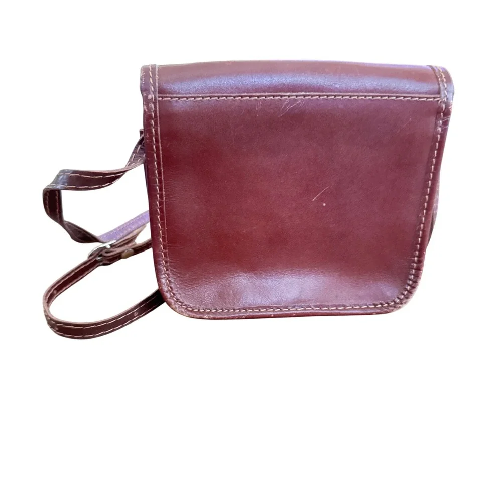 Vera Pelle Italy Raw Leather Sm‎ Crossbody structured 6.5x5.5 x2.5 preloved